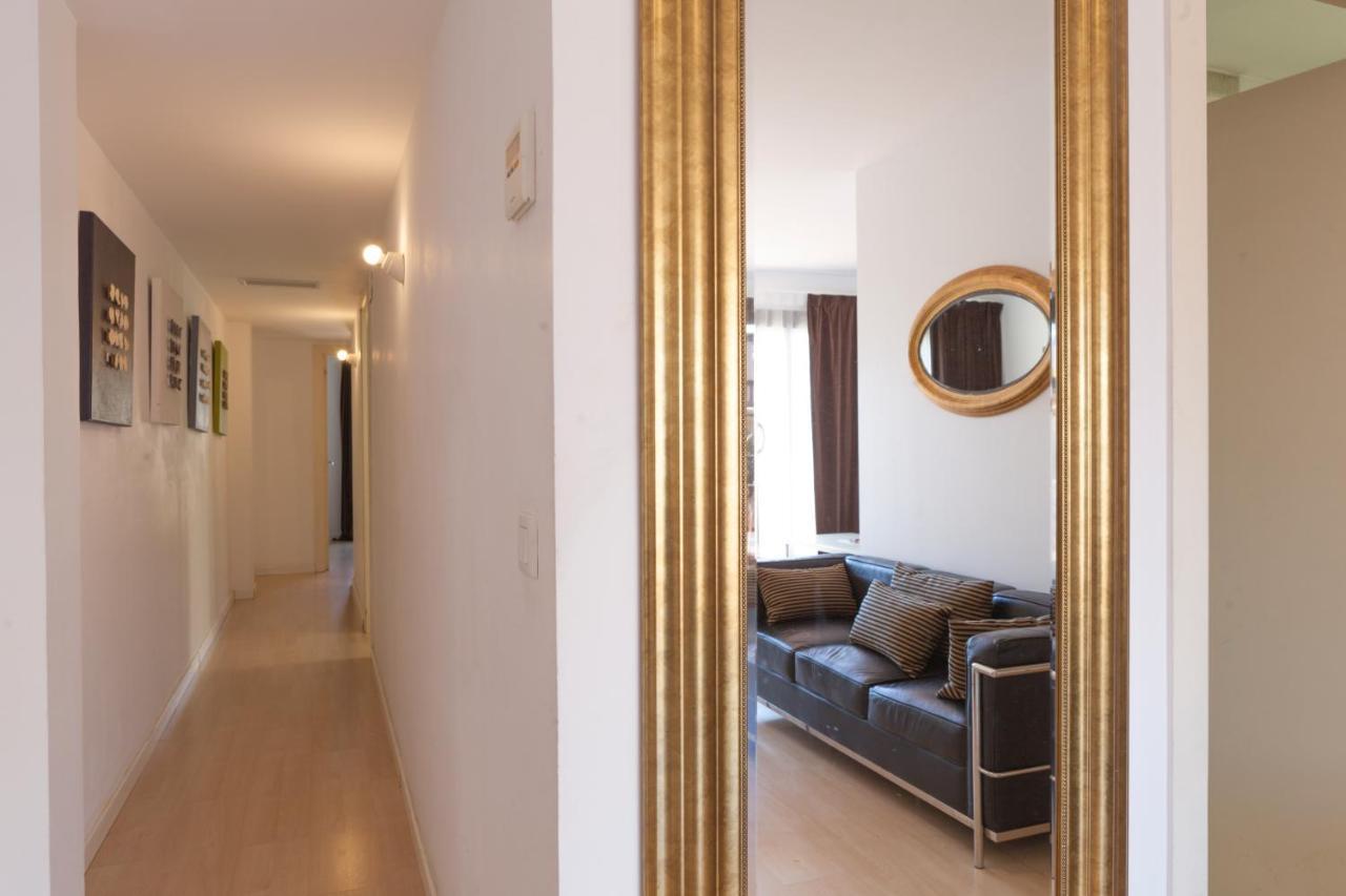Plaza Catalunya City Center Apartments Barcelona Exterior photo